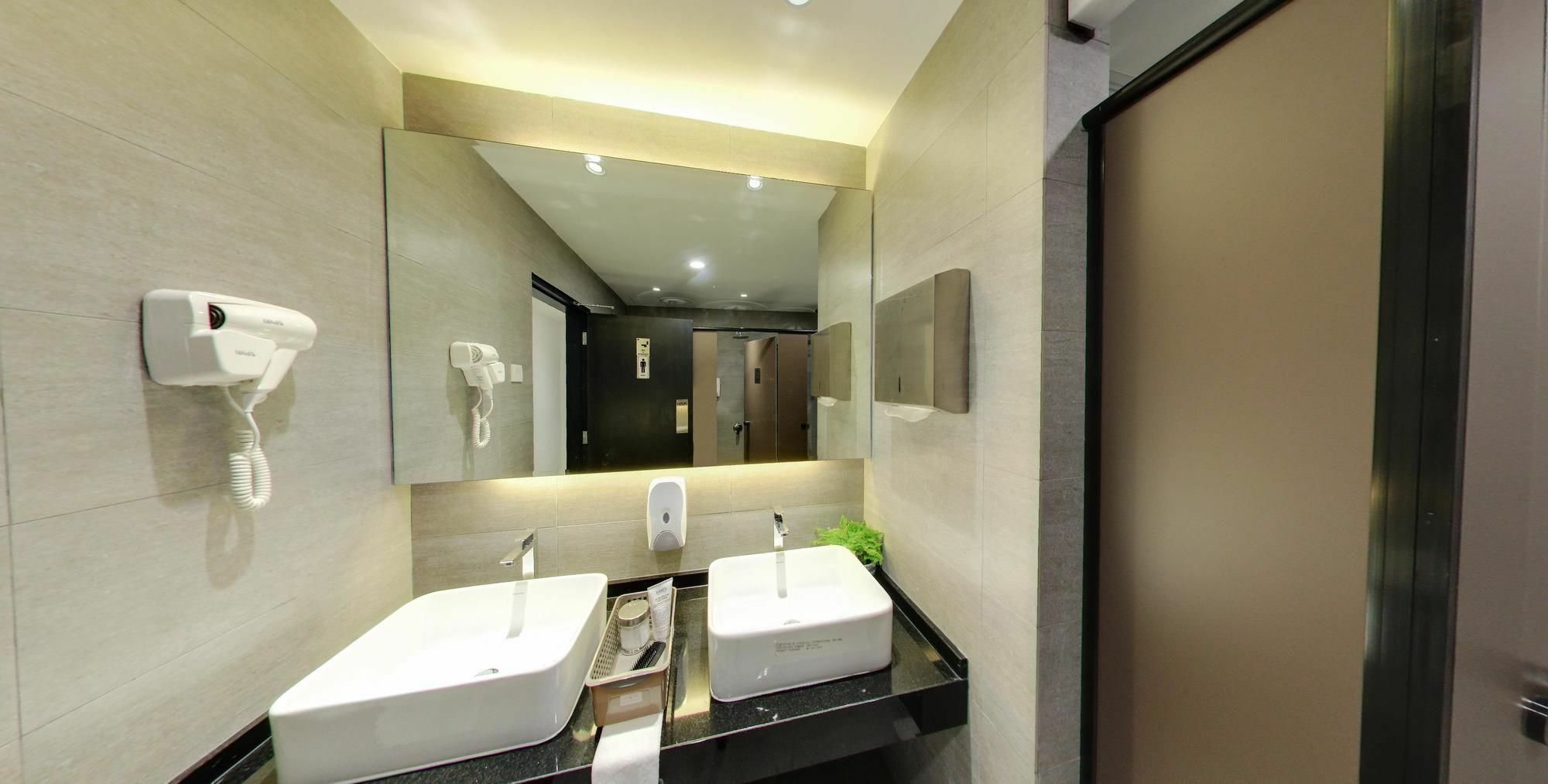 Modern Cave Boutique Stay Malacca Eksteriør bilde